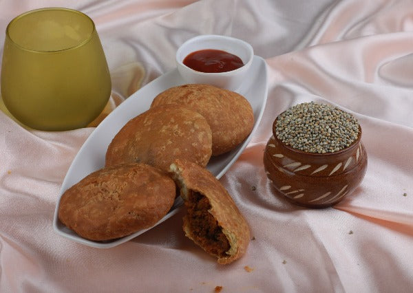 Finger Millet Kachori (రాగి కచోరి)