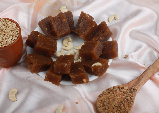 Finger Millet Halwa (Pure Ghee) (రాగి హల్వా (స్వచ్ఛమైన నెయ్యి) )