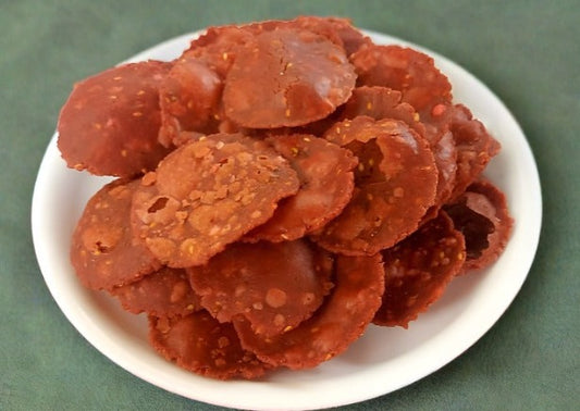 Beetroot Chakkalu/Garelu (బీట్‌రూట్ చెక్కలు/గారెలు)